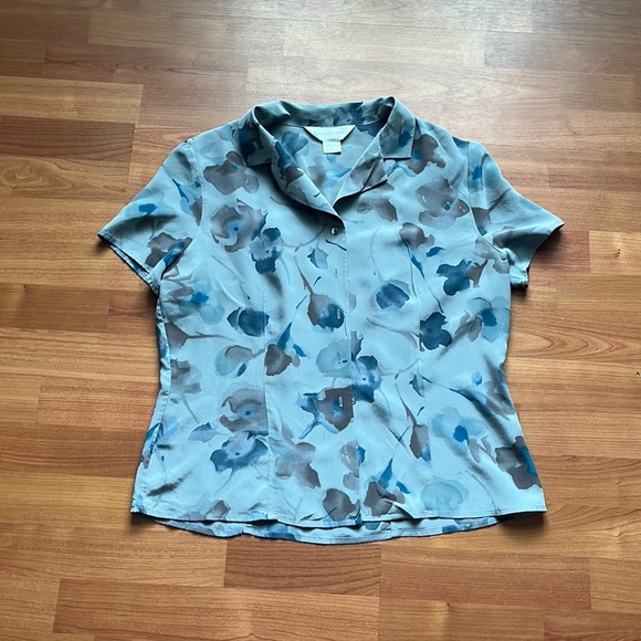 Casual Corner women’s silk floral button down blouse office workwear Size 12 - Picture 2 of 7